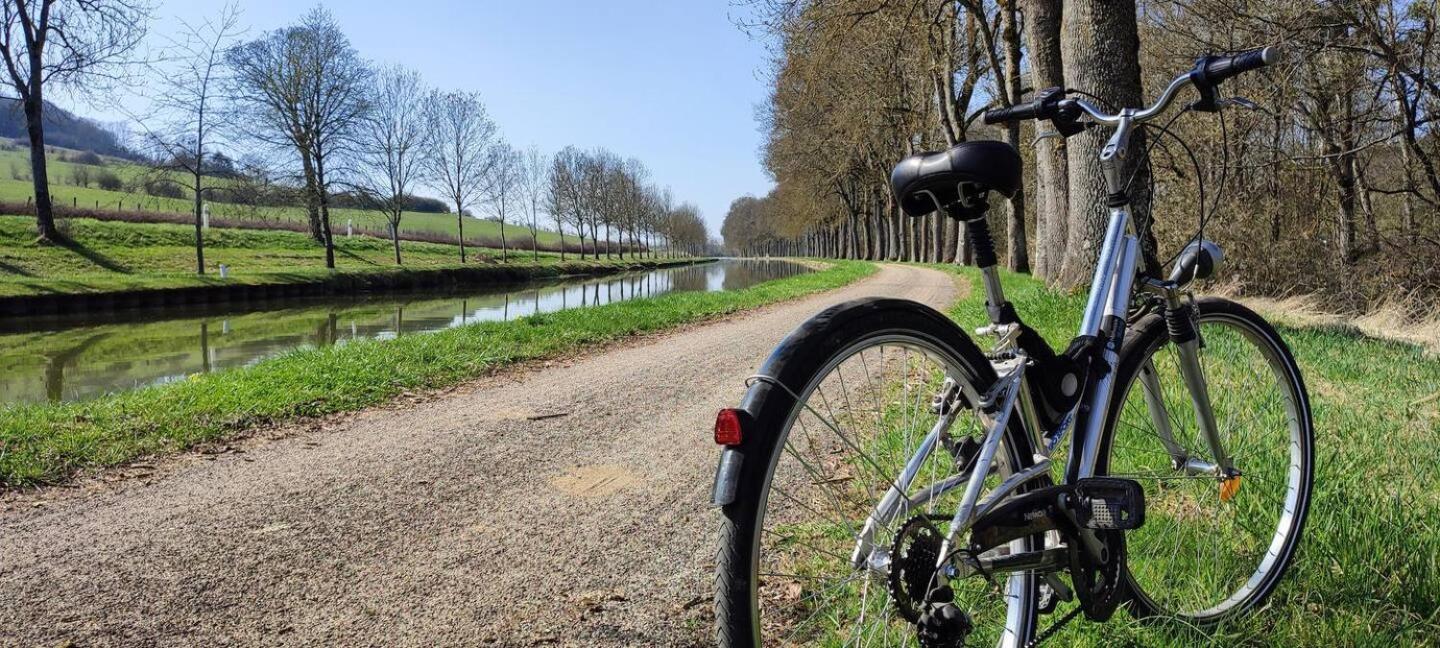 Gite Le Belvedere Du Lac Pouilly-en-Auxois Exteriör bild